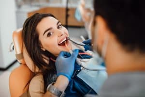 הסיבות השכיחות ביותר לטיפולי שיניים דחופים